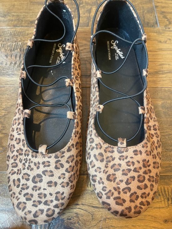 Seychelles Shoes - Seychelles Leopard Print Lace Up Ballet Flat